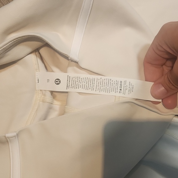 Lululemon Align Side-Stripe Shorts 6" NWT - Picture 3 of 5